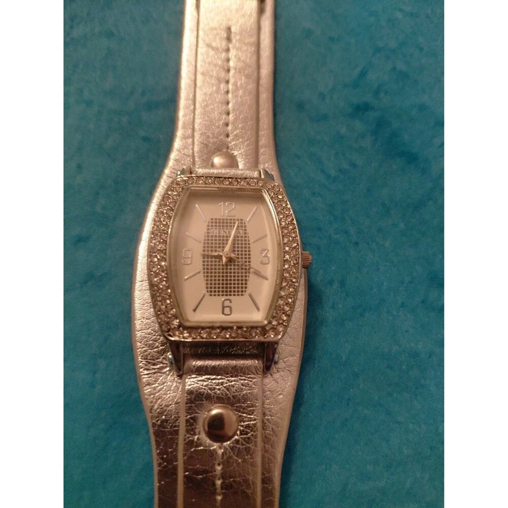 New Geneva Metallic Silver Wide Band Water Resistant W/ White& Silver Checkered